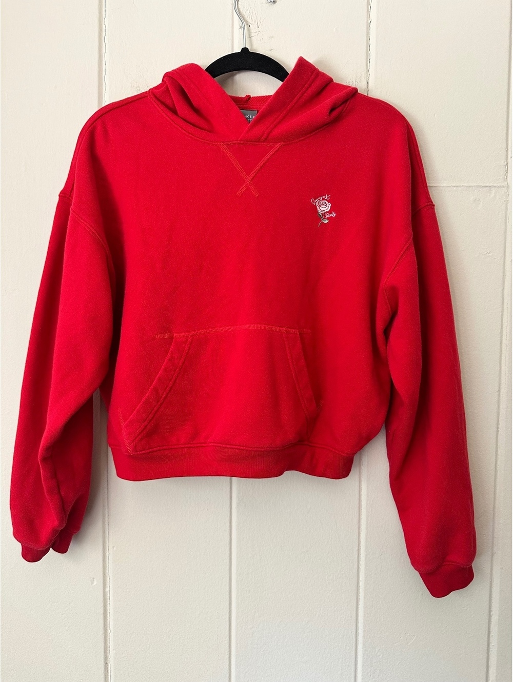 Savage X Fenty Red Cropped Hoodie Sweatshirt Embroidered Rose Size Medium